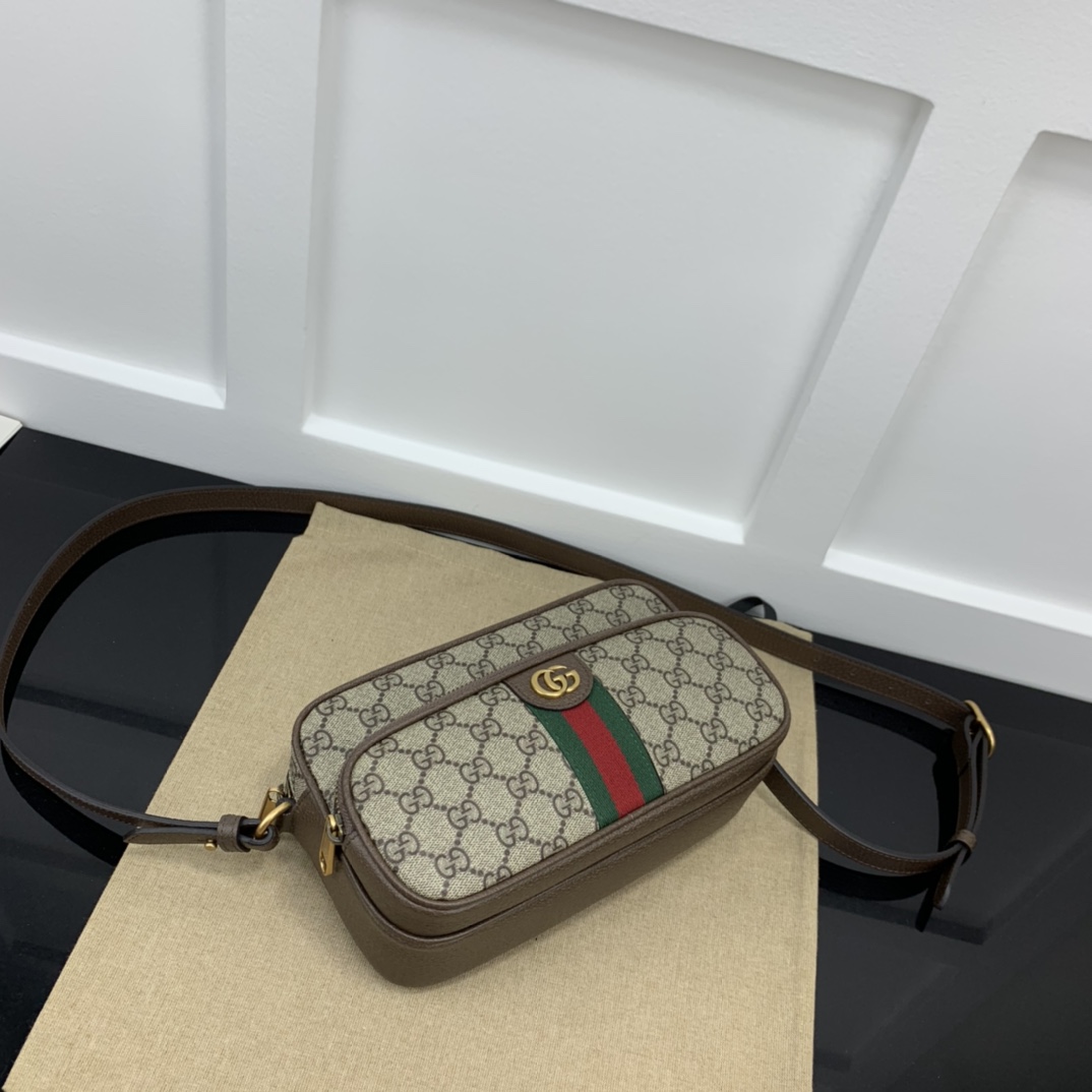 Gucci Satchel Bags